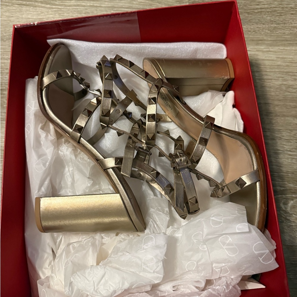Valentino Rockstud Strappy Sandals – Size 39.5
